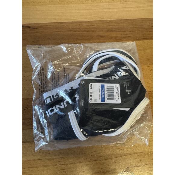 UNDER ARMOUR Girls Crossback Black Sports Bra~Girls Size Youth XL - Picture 2 of 4